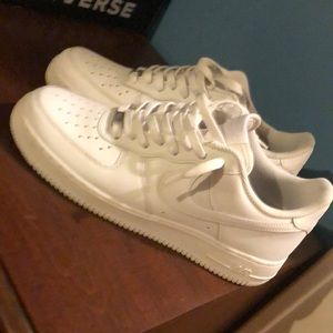 Air Force 1. 11 mens